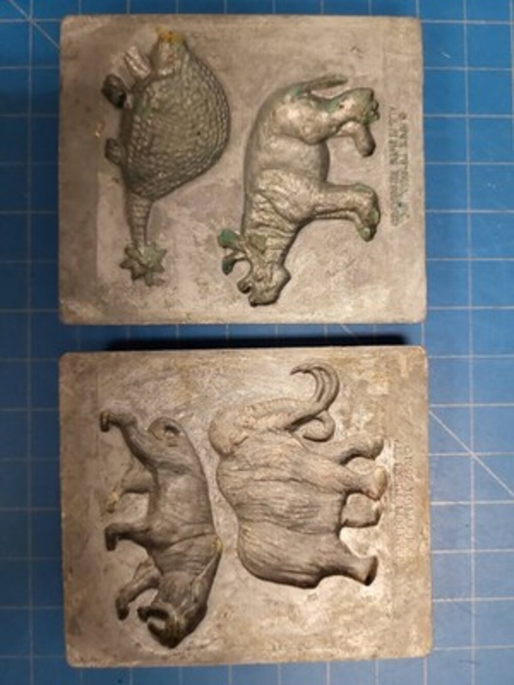 Vintage 1992 Toymax Metal Molds Animal Figures Dinosaur Elephant Bear Turtle